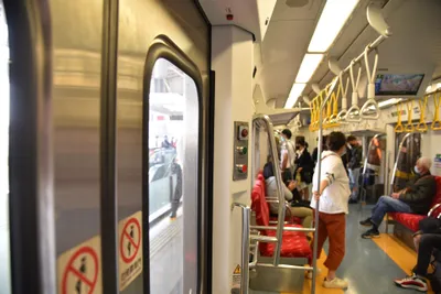 Inside an EMU800 local train.